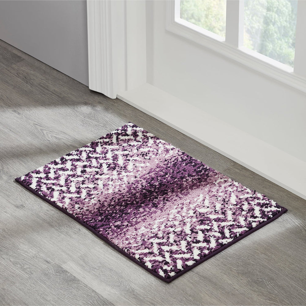 
                      
                        Casablanca Chevron Bath Rug - 100% Polyester, Knitted Weave with Gel Foam/Rubber Backing
                      
                    