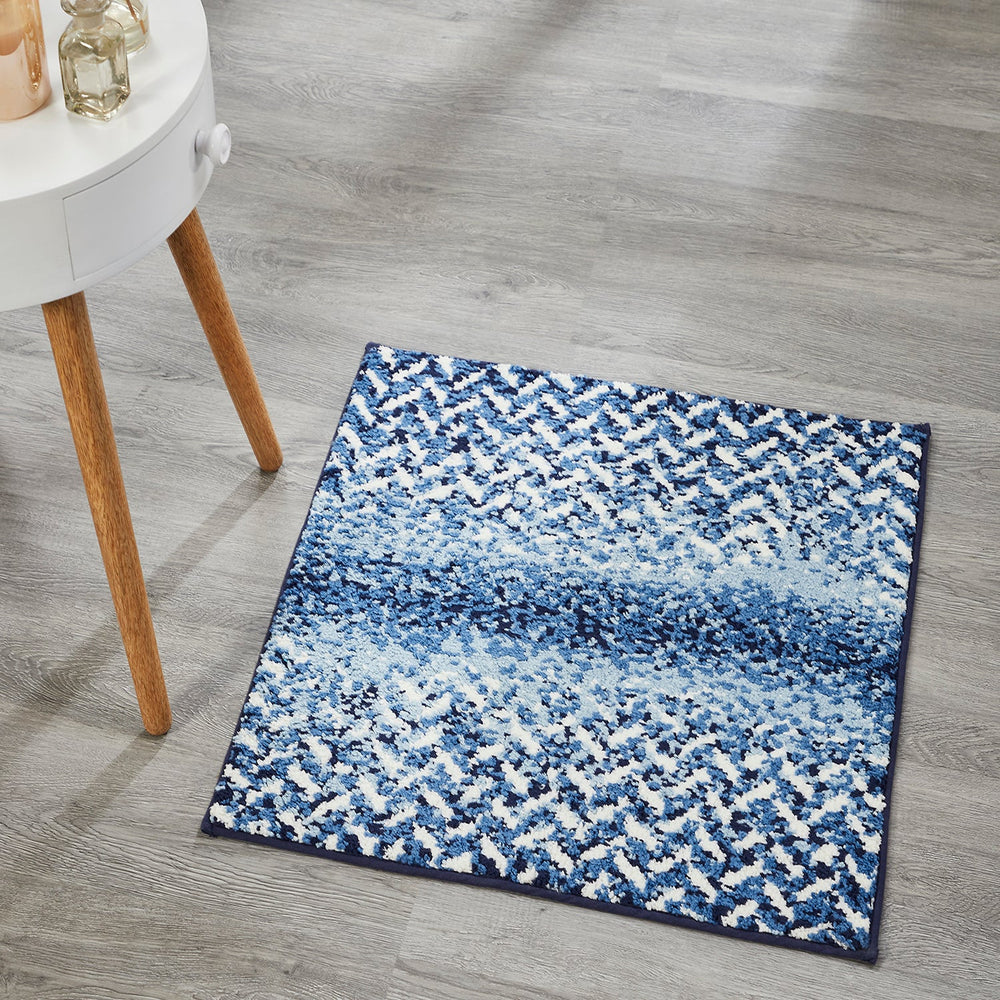 
                      
                        Casablanca Chevron Bath Rug - 100% Polyester, Knitted Weave with Gel Foam/Rubber Backing
                      
                    