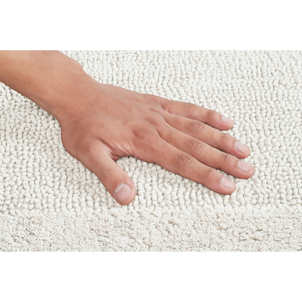 
                      
                        Edge 100% Cotton Ultra Soft & Absorbent Highly Absorbent Reversible Bathroom Rug
                      
                    