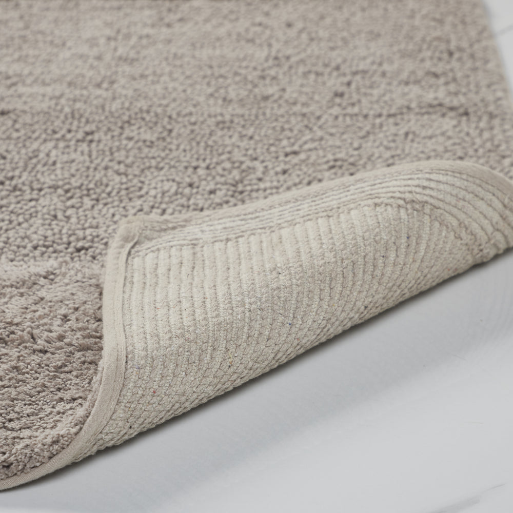 
                      
                        Granada Bathroom Rug 100% Cotton Non-Slip Washable Bath Mat
                      
                    