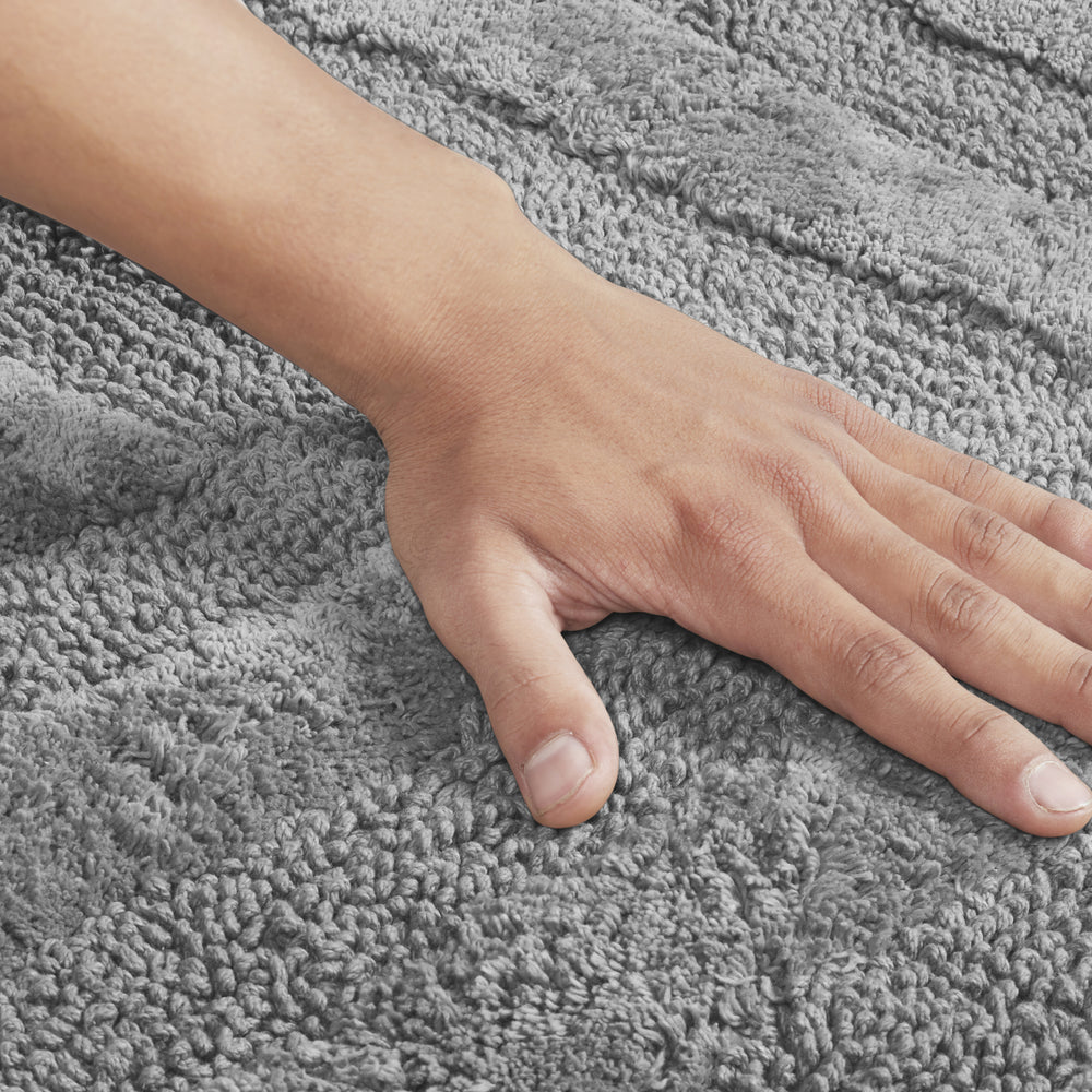 
                      
                        Hugo 100% Cotton Bathroom Rugs, Bath Mat Non-Slip Machine Washable
                      
                    