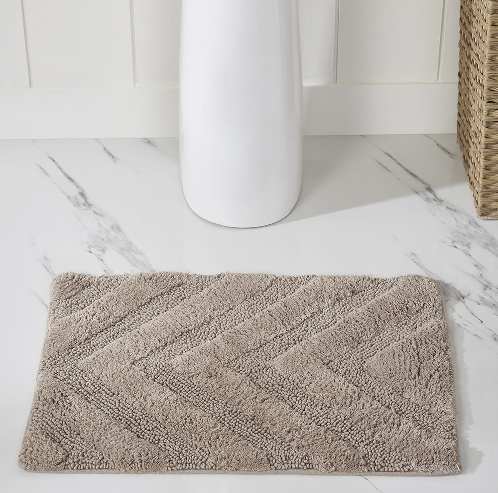 
                      
                        Hugo 100% Cotton Bathroom Rugs, Bath Mat Non-Slip Machine Washable
                      
                    