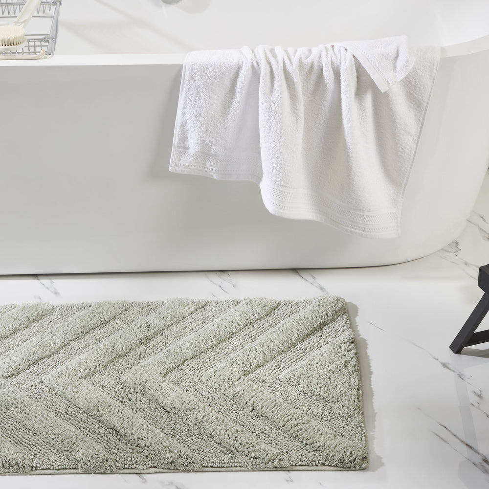 
                      
                        Hugo 100% Cotton Bathroom Rugs, Bath Mat Non-Slip Machine Washable
                      
                    
