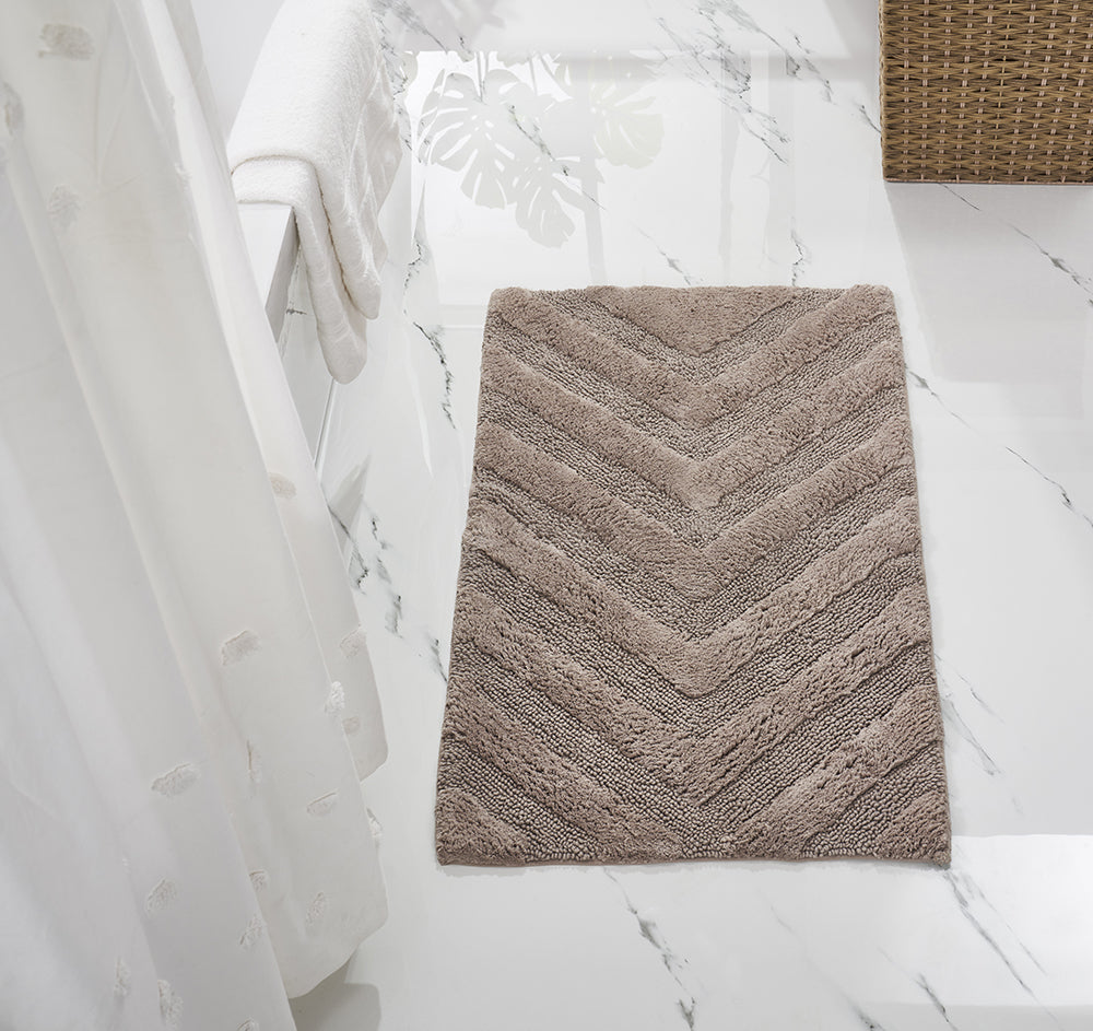 
                      
                        Hugo 100% Cotton Bathroom Rugs, Bath Mat Non-Slip Machine Washable
                      
                    