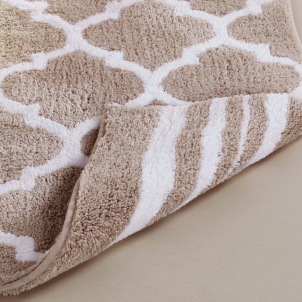 
                      
                        Marrakesh Bath Rug - 100% Polyester, Reversible Tufted Bath Mat with Marrakesh & Stripe Pattern
                      
                    