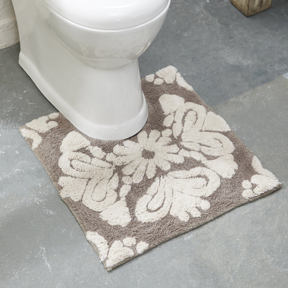 
                      
                        Medallion 100% Cotton Two Color Tufted Design Non-Slip Bath Rug
                      
                    