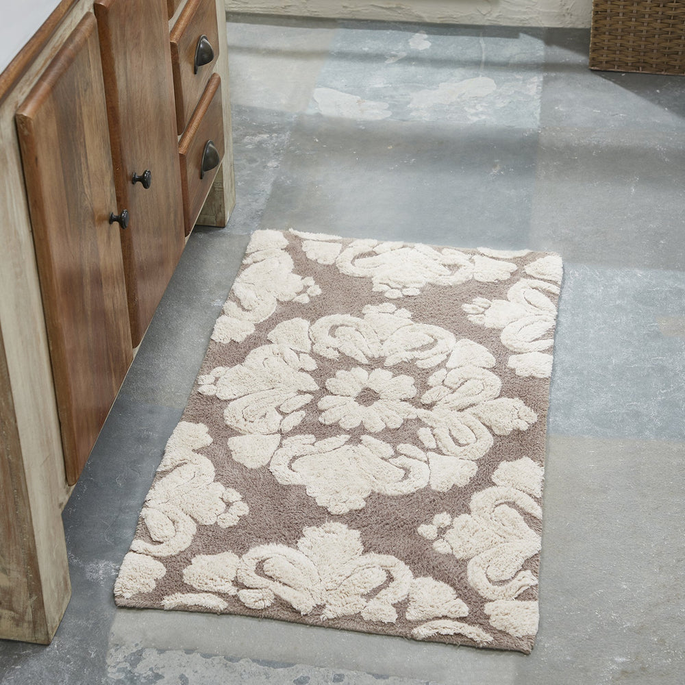 
                      
                        Medallion 100% Cotton Two Color Tufted Design Non-Slip Bath Rug
                      
                    