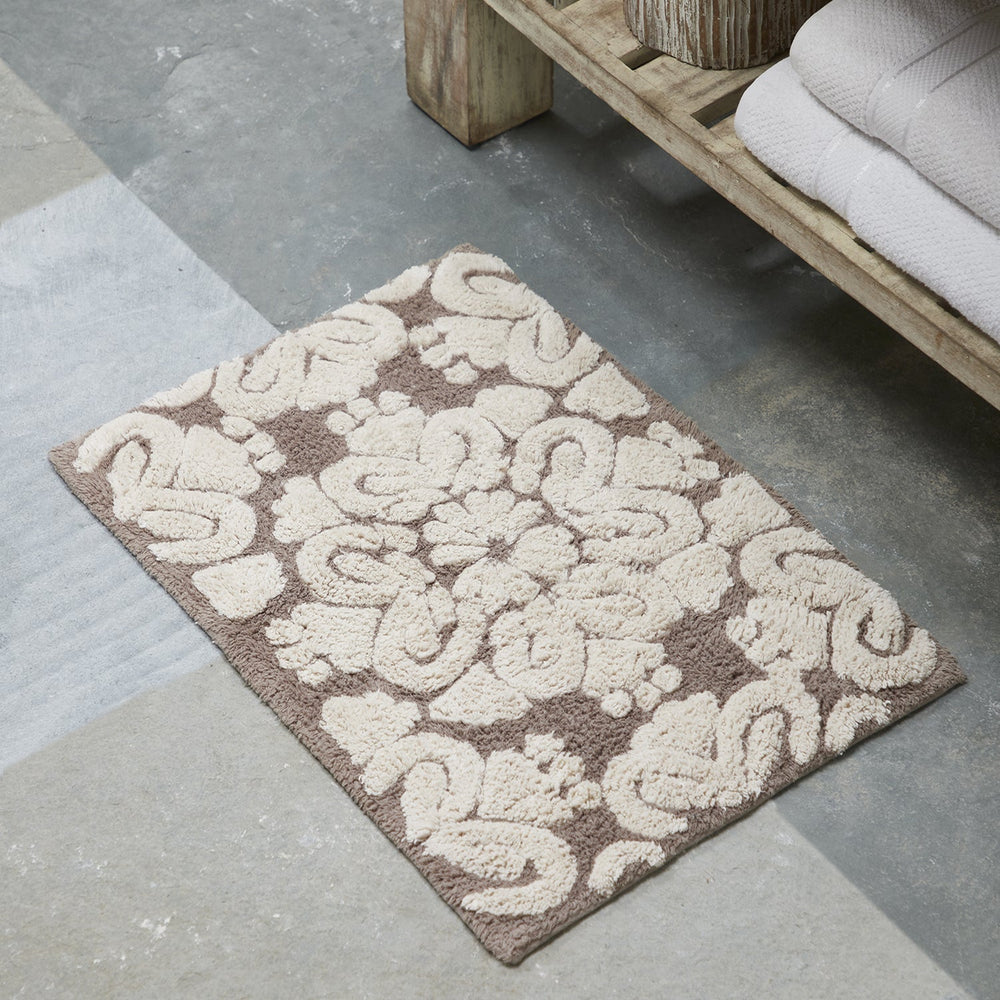 
                      
                        Medallion 100% Cotton Two Color Tufted Design Non-Slip Bath Rug
                      
                    