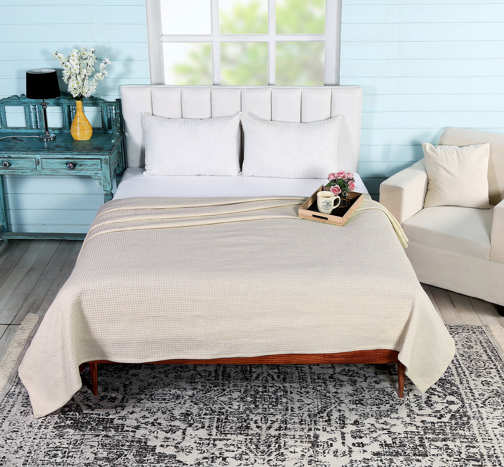 Janiya Waffle Collection 100% Cotton King Blanket in Oatmeal