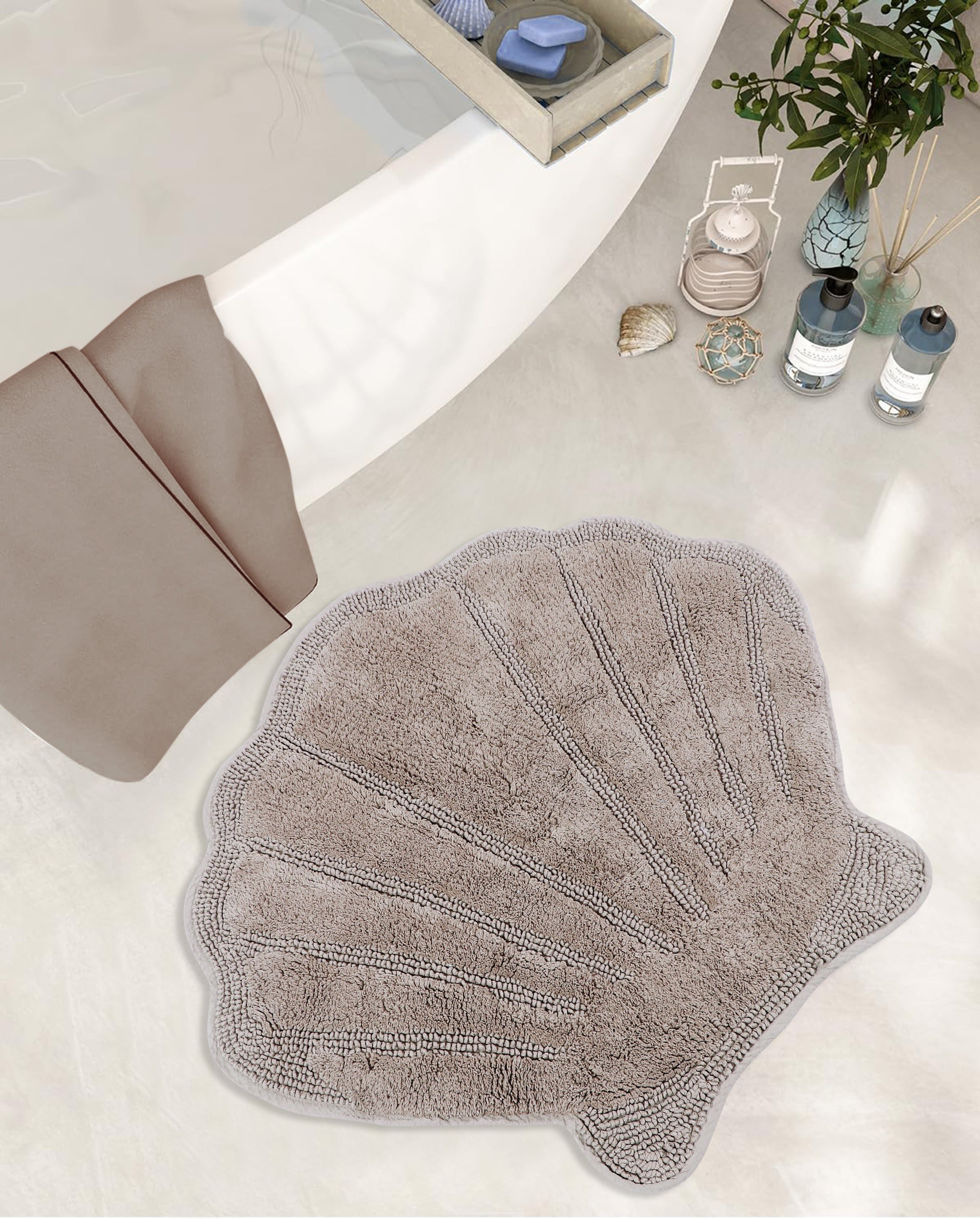 Marilyn Collection Seashell Shape Bath Rug 100% Cotton, Ultra